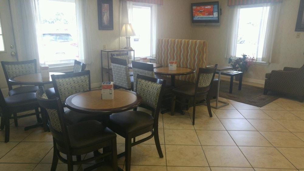 Quality Inn & Suites Covington Exterior photo