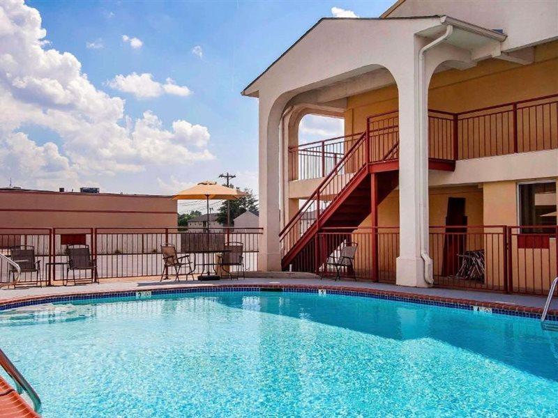 Quality Inn & Suites Covington Exterior photo
