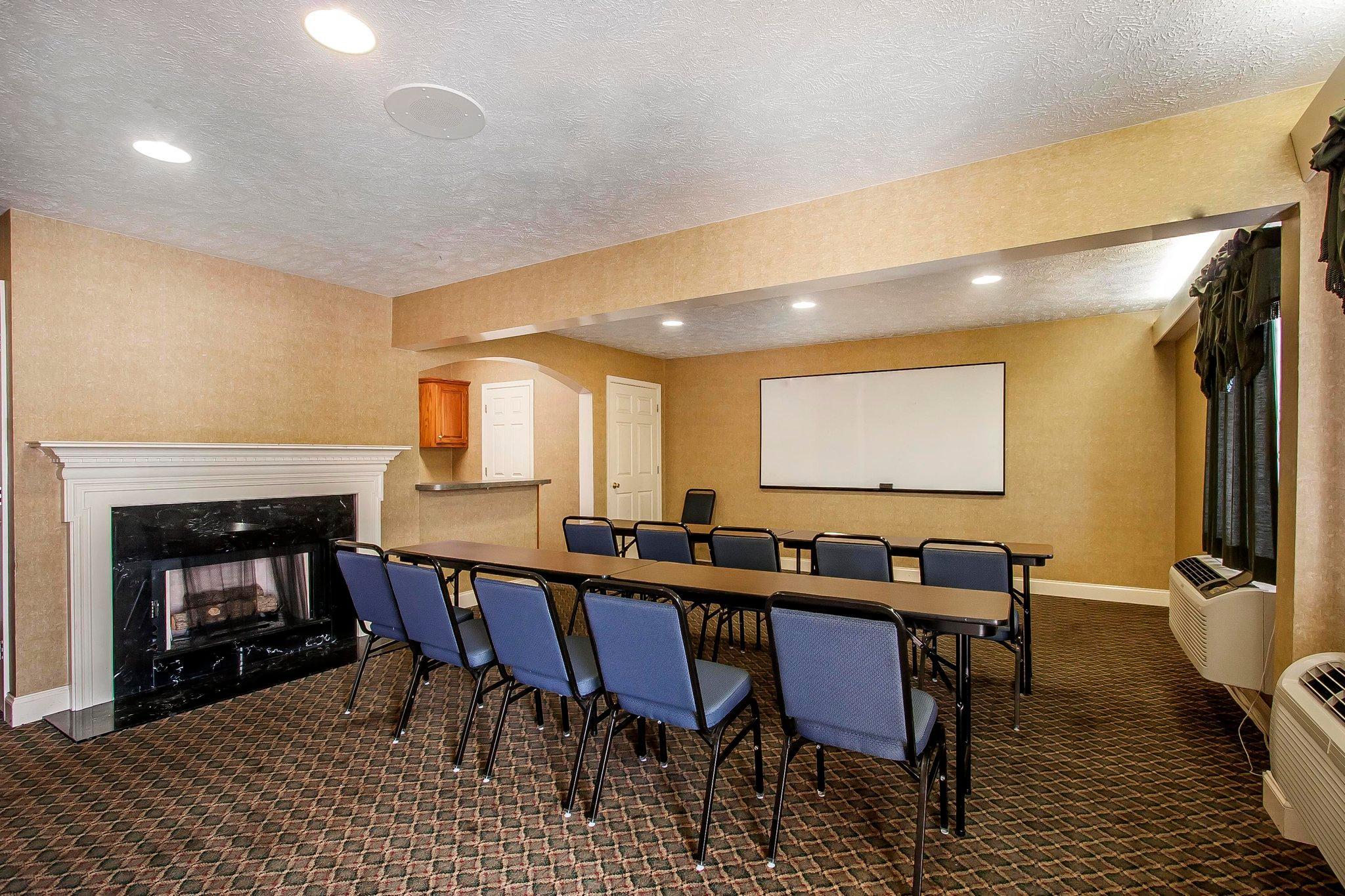 Quality Inn & Suites Covington Exterior photo