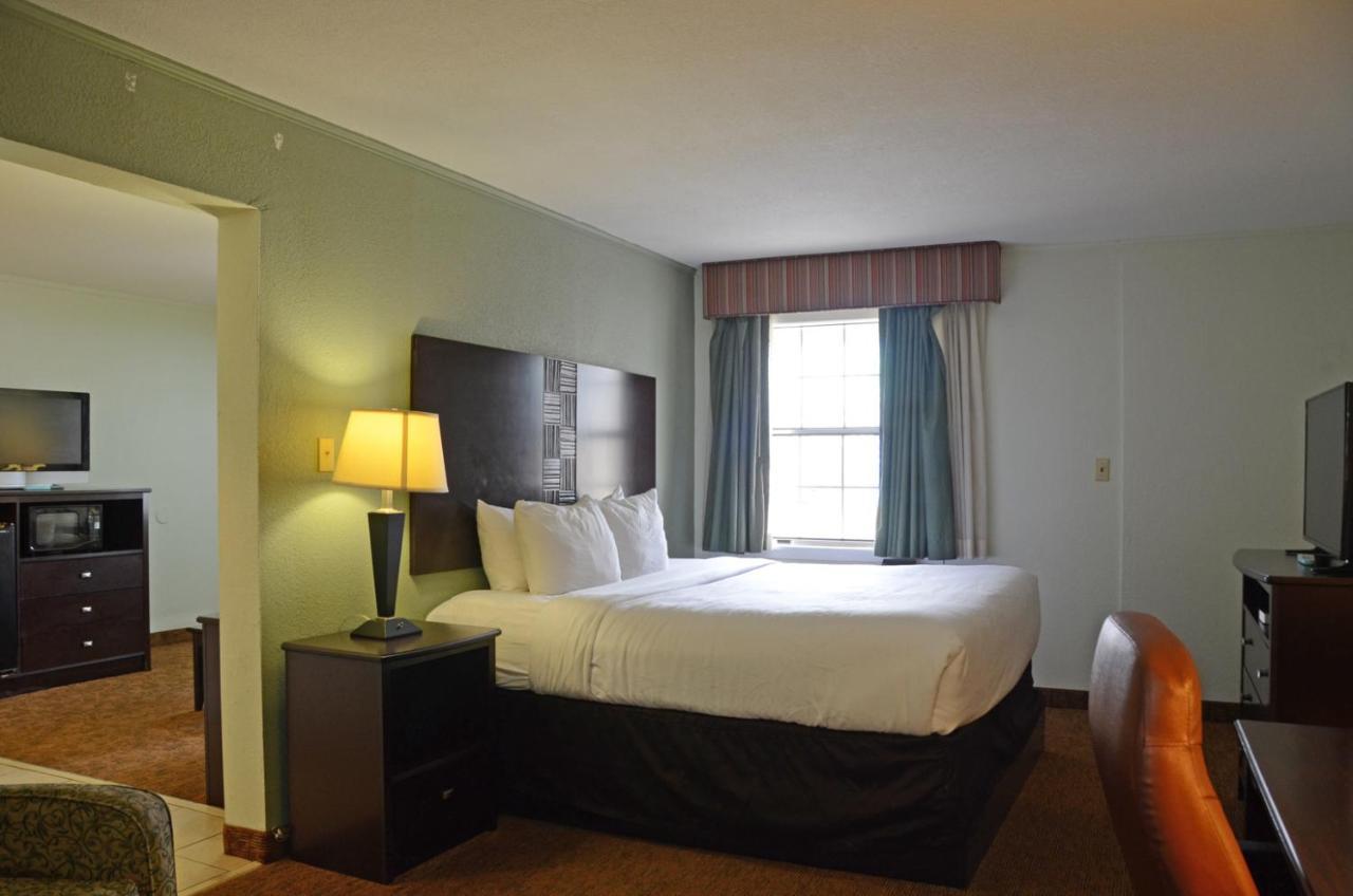 Quality Inn & Suites Covington Exterior photo